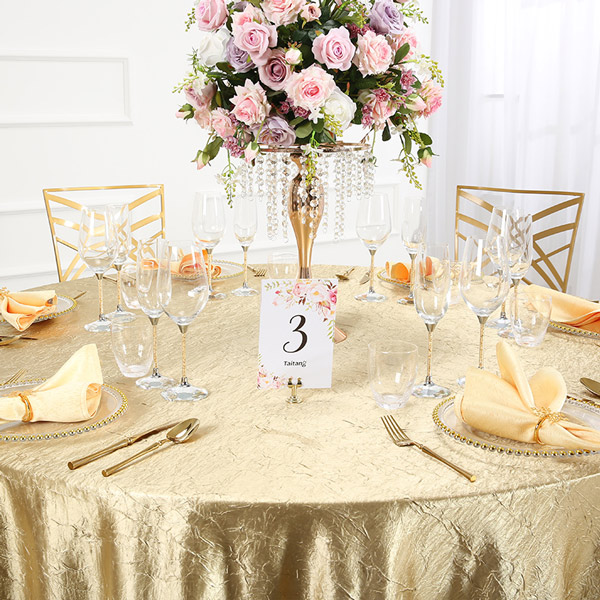 Shimmering gold crepe tablecloth