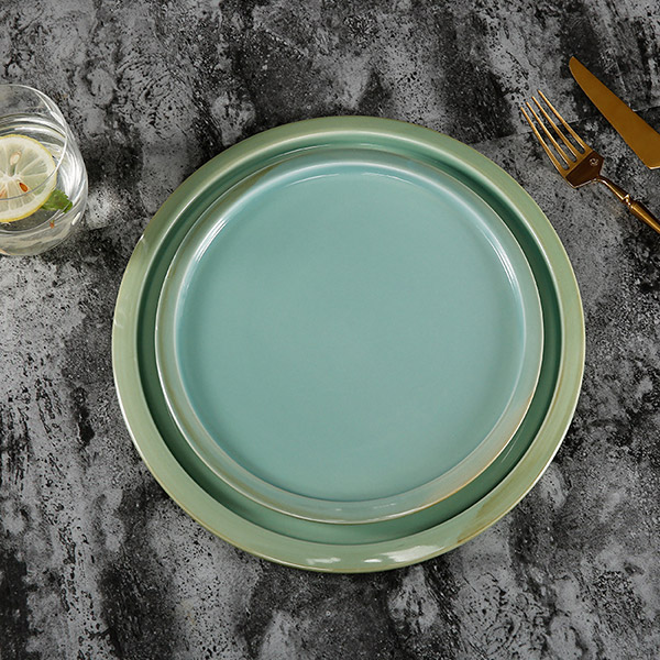 Emerald green glazed dinner plate