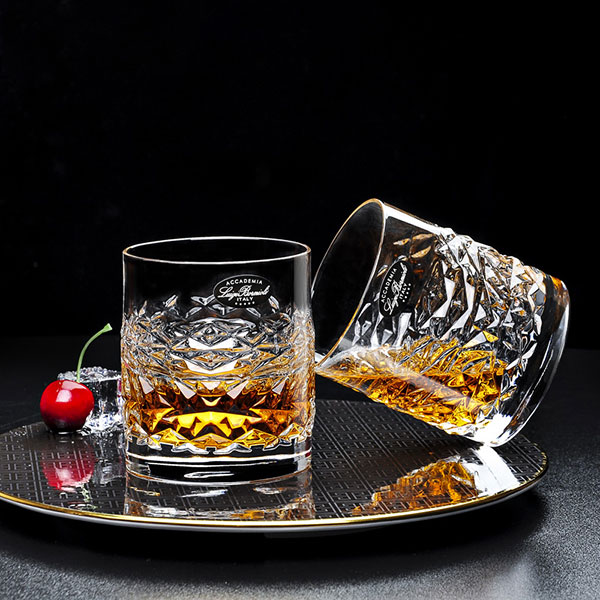Louis carved whiskey glass